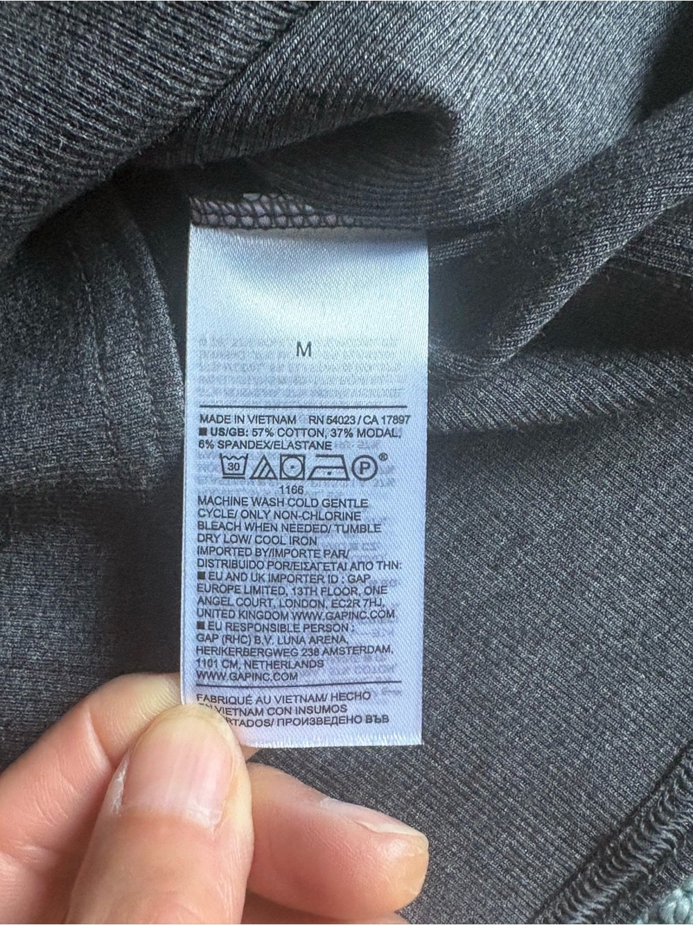 NWT Banana Republic split neck polo, Medium Charcoal grey perfect condition - Picture 3 of 7
